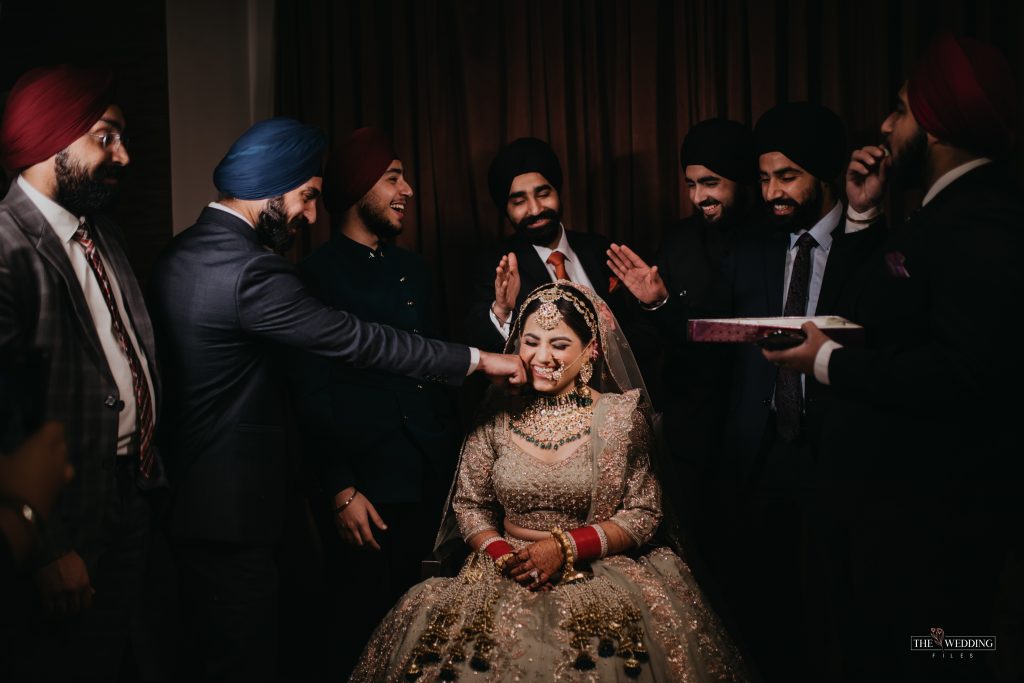 Indian bride cutest photo with her brothers